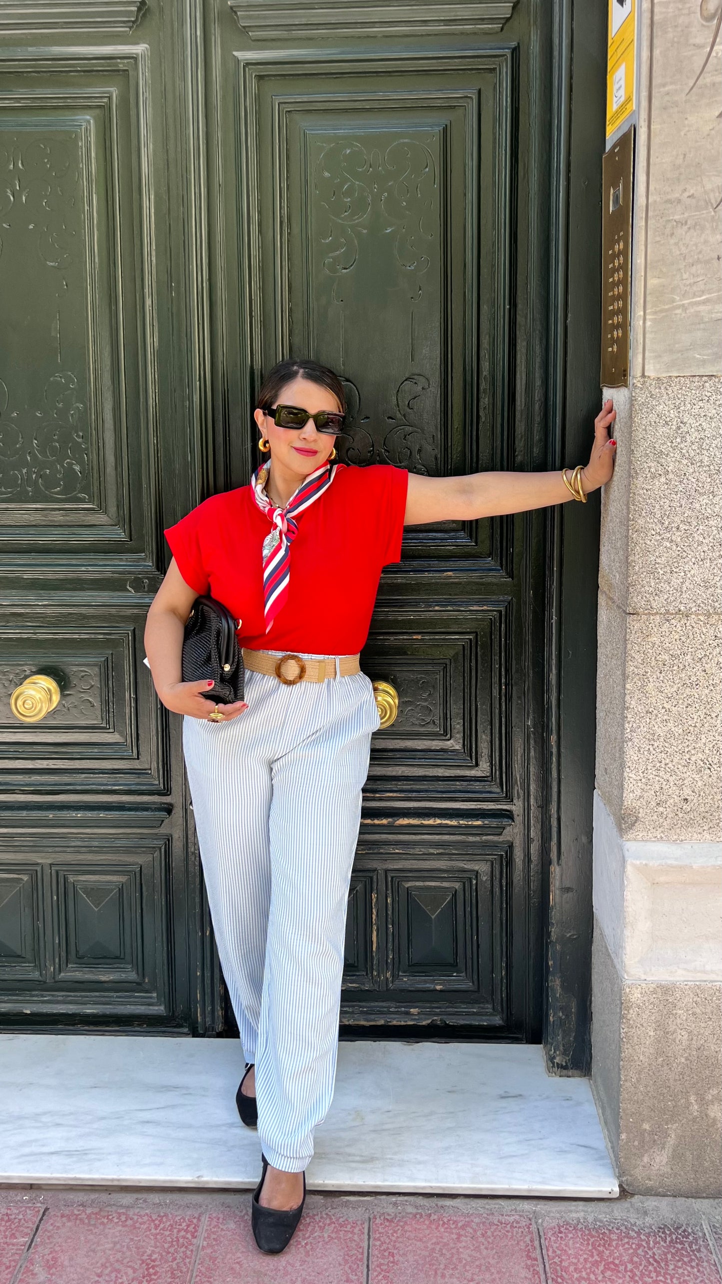 Pantalón de verano a rayas con cinturón