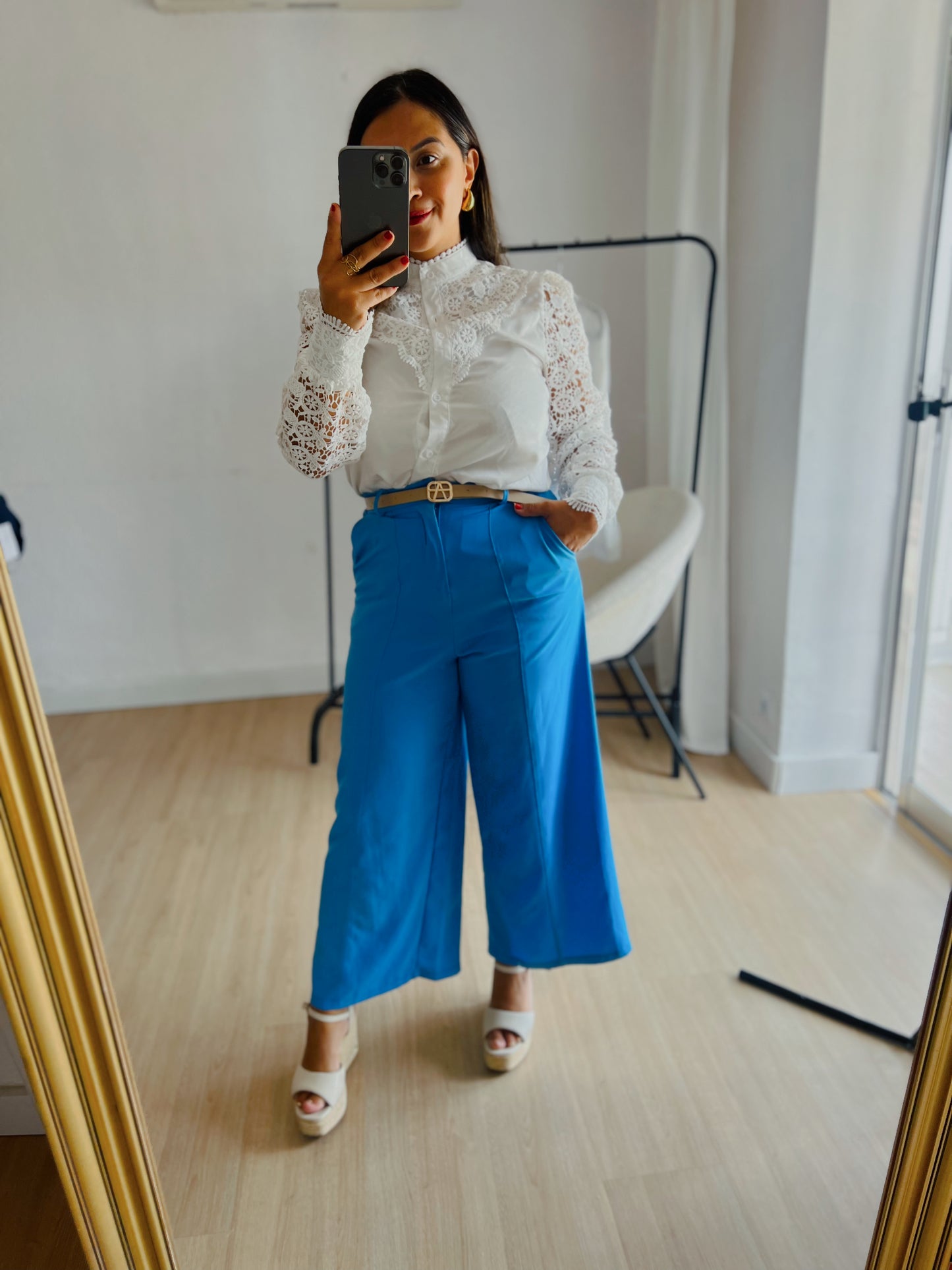 Pantalón azul claro