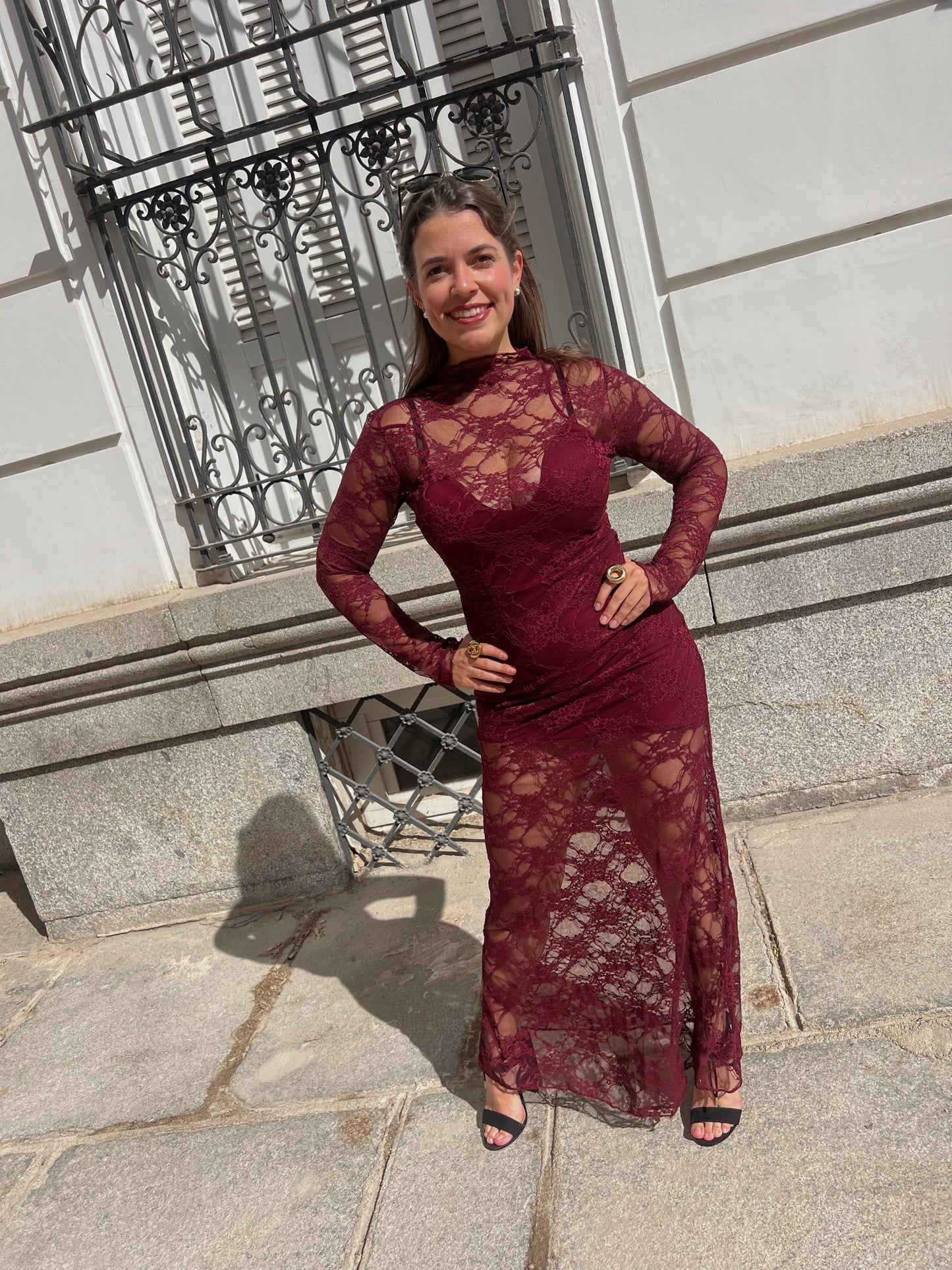Vestido Largo de Encaje Burdeos
