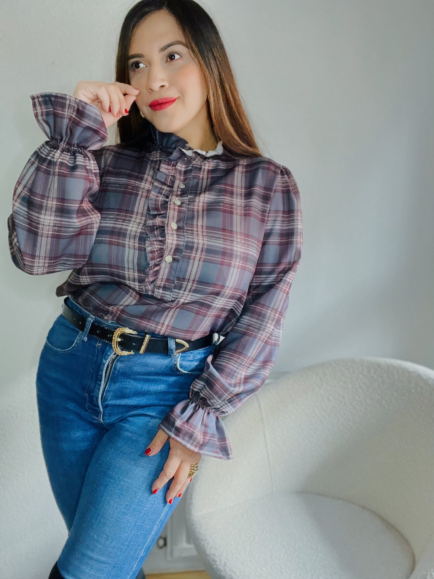 Blusa con Cuello Alto y Escote Cisne