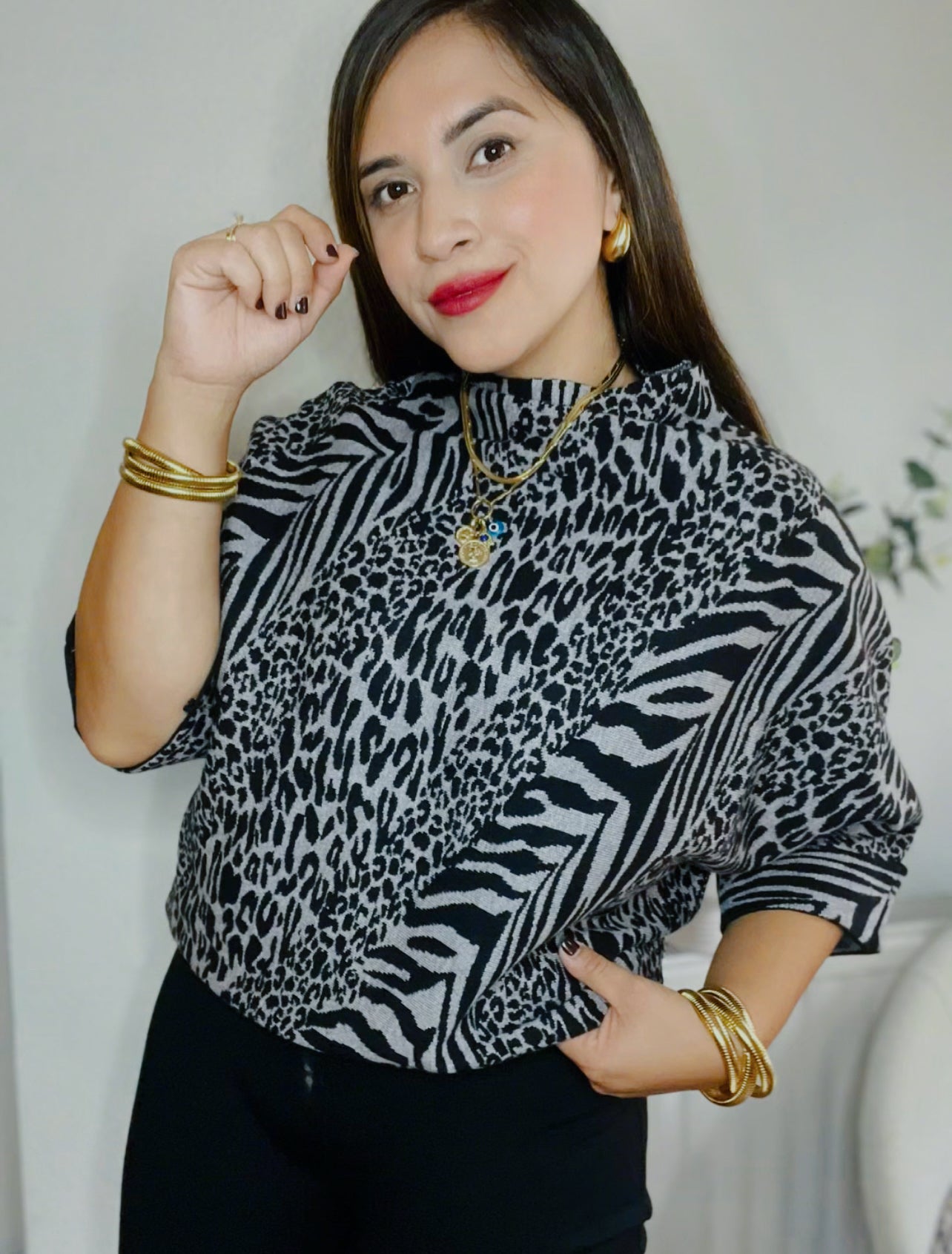 Jersey cuello alto estampado