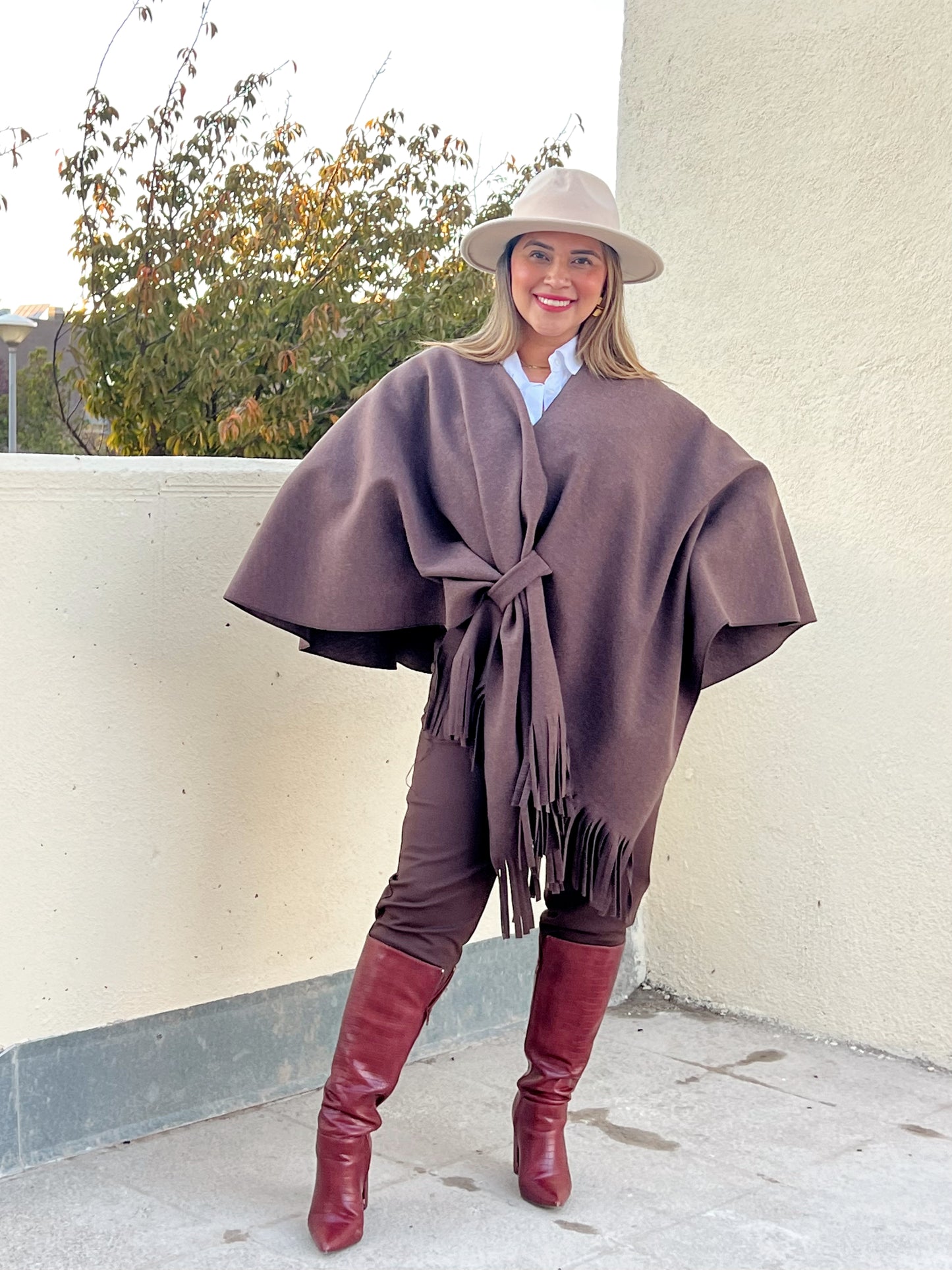 Capa Eloísa chocolate