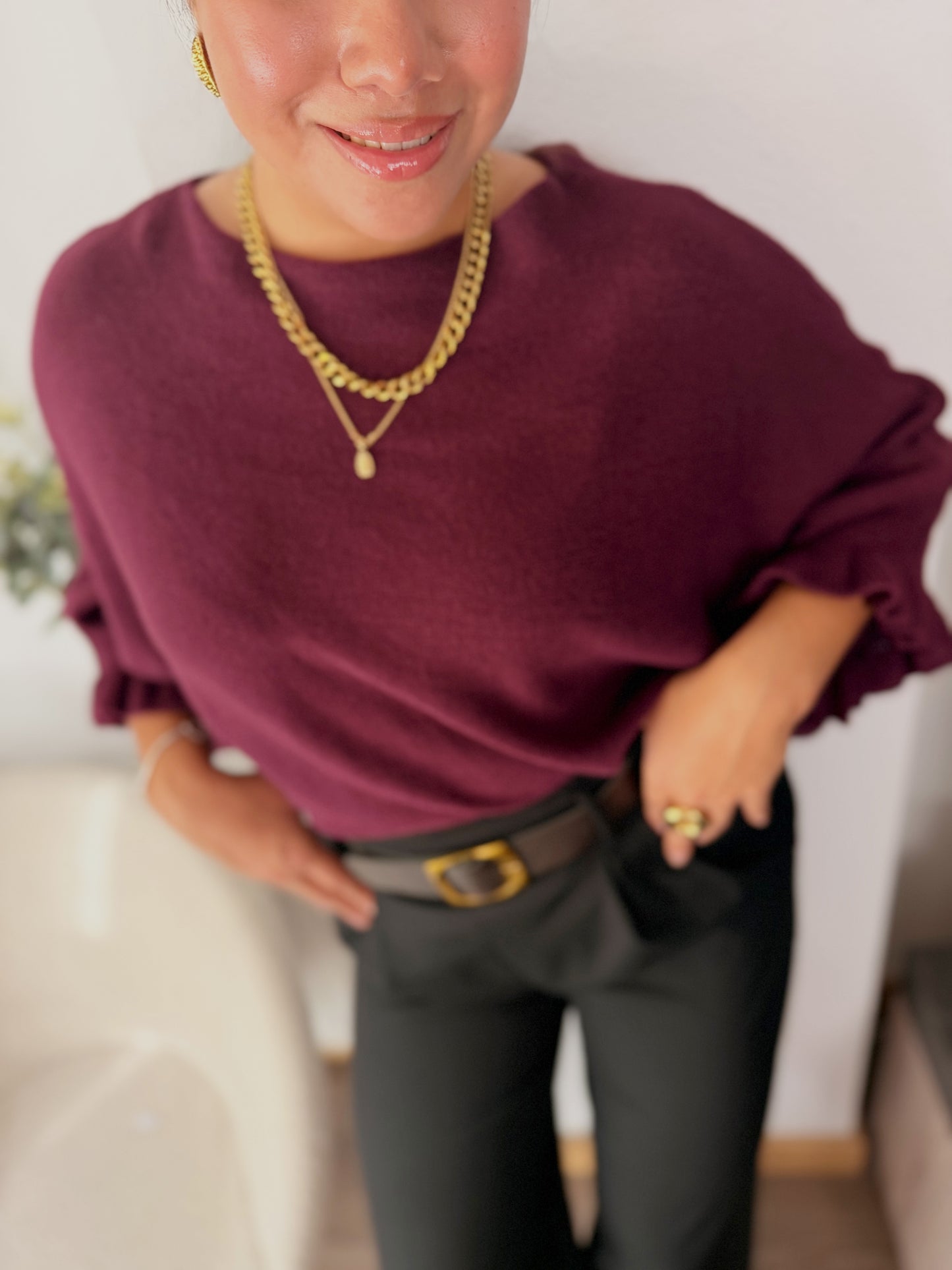 Jersey de Punto Oversize con Cuello Barco y Manga Campana con Volantes
