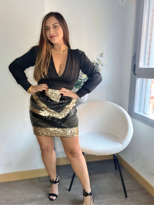 Falda corta de lentejuelas doradas