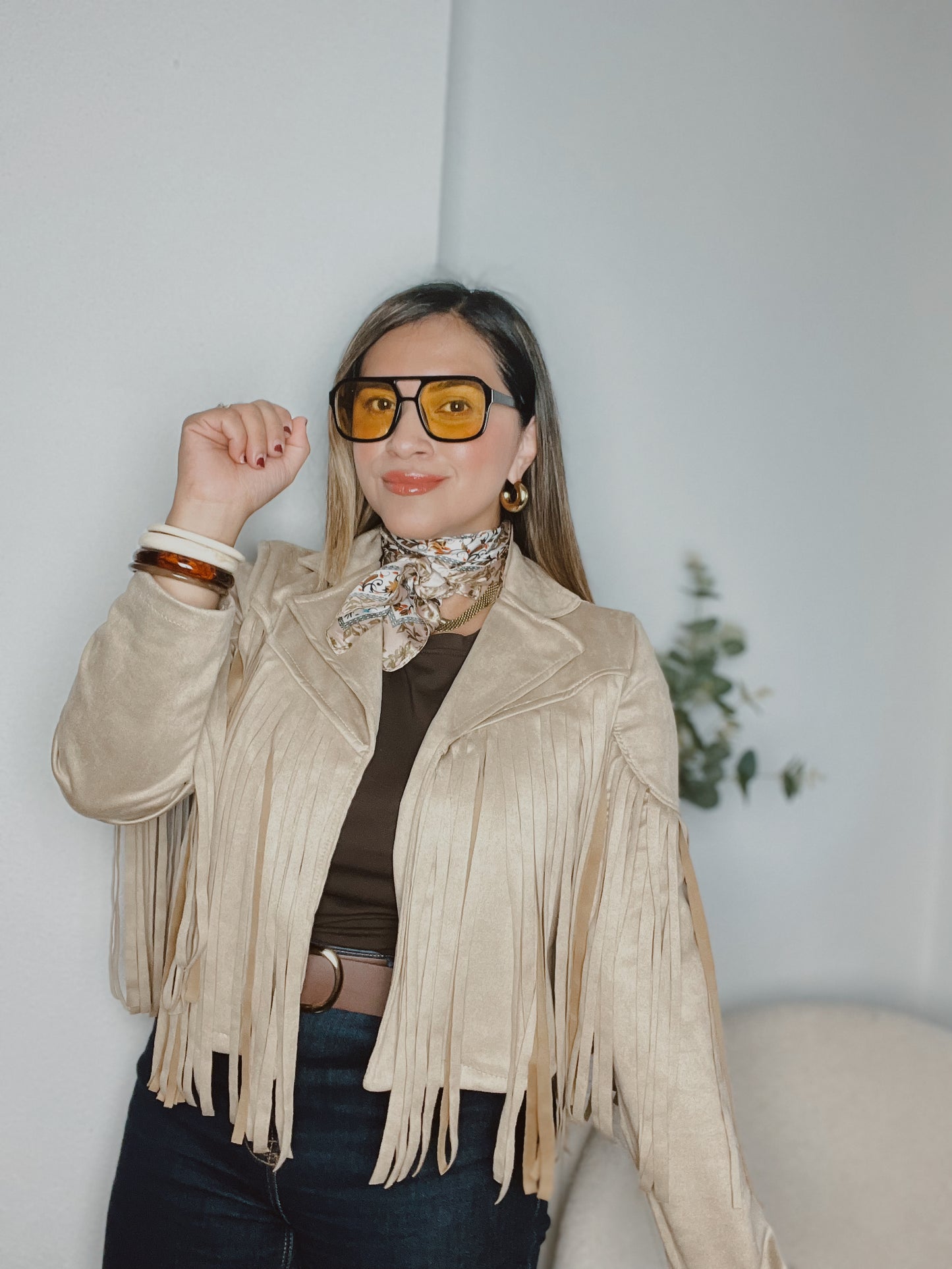 Chaqueta antelina flecos Crema