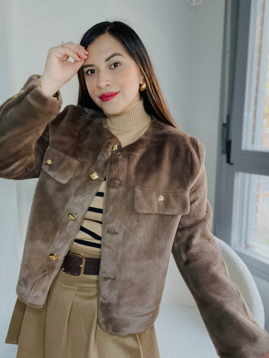 Abrigo clásico esponjoso marrón