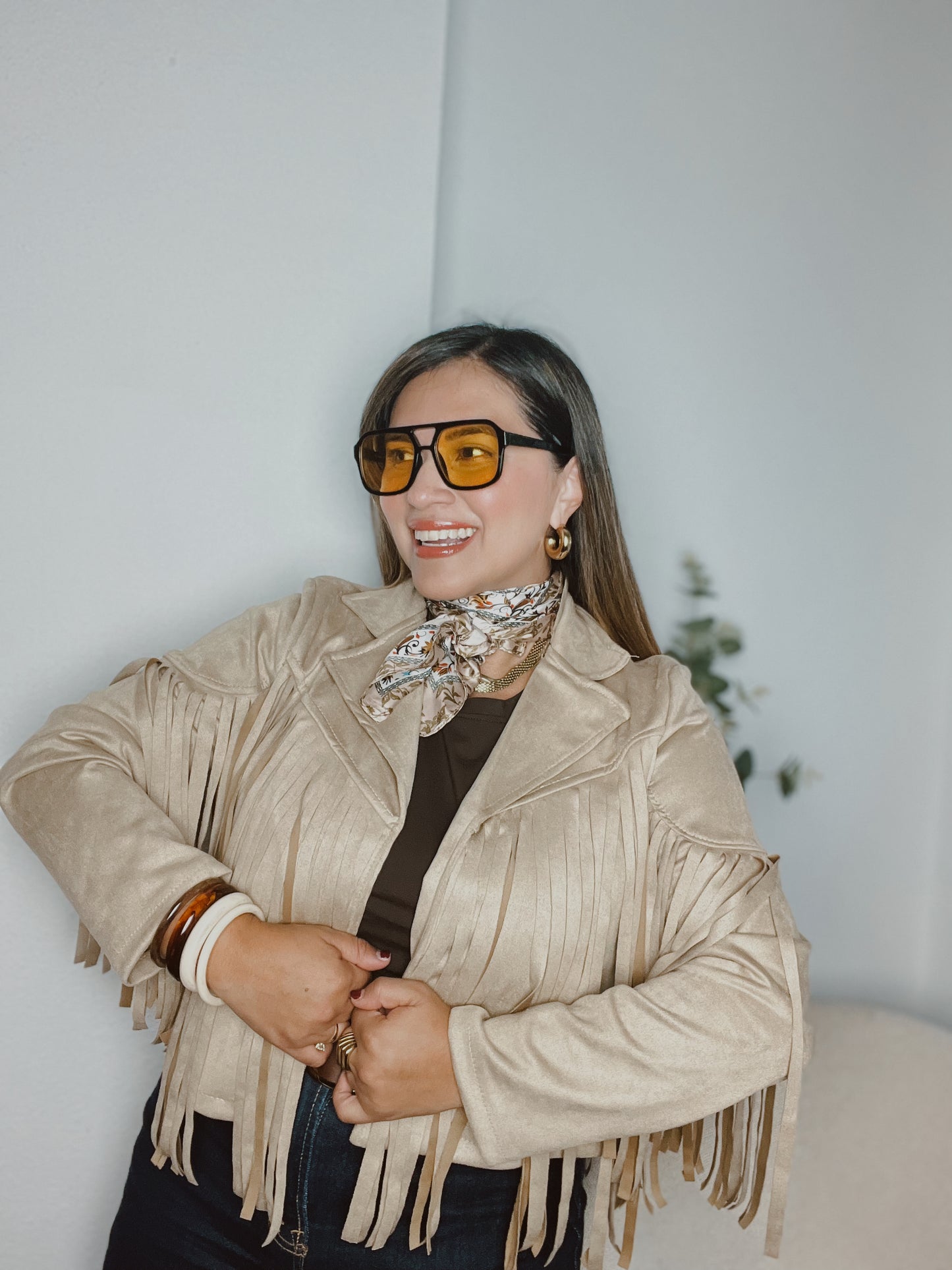 Chaqueta antelina flecos Crema